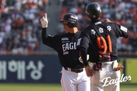 ‘사령탑 신뢰 굳건’ 한화 4번 타자, 딱 열흘 만에 복귀…‘안타 하나’가 먼저다 [SS시선집중]