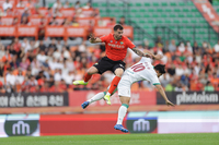 “상대 발목 가격→난폭 행위 규정” 강원DF 강투지, 사후 징계로 2경기 출장 정지…선두 서울전 못 뛴다