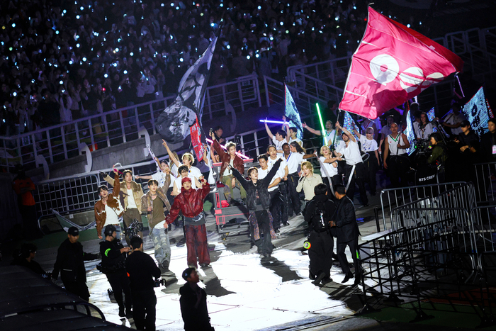 방탄소년단, 미국 탬파서 북미 투어 시작...12개 도시 31회 공연 대장정