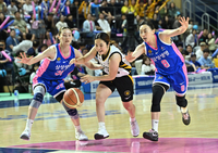 [포토]KB스타즈 사카이 사라의 돌파