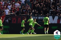 전북을 ‘들었다 놨다’ 김하준, 1부 첫 득점에 PK 헌납 2개까지…‘데뷔골’ 강상윤이 구했다