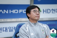 ‘4골 화력’ 대승에도 웃지 못한 황선홍 감독 “마사 큰 부상 아니었으면” [현장 인터뷰]