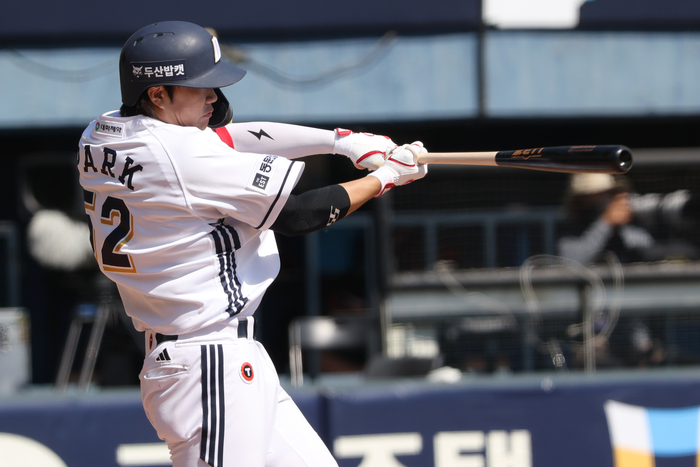 '박준순이 끝냈다' 두산, LG에 10회말 4-3 끝내기 승리...벤자민 QS+ 호투-이영하 3이닝 무실점 