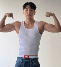 ‘러닝 셔츠’ 로이킴, 결국 BYC 모델됐다