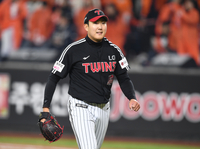 LG에 닥친 ‘부상 악재’…절실해진 ‘손주영 복귀’→마운드 숨통 트일 수 있다 [SS포커스]