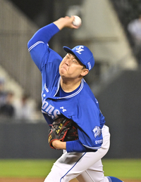 [포토]역투하는 삼성 이승현