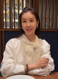 ‘연예계 최고령 산모’ 한다감, 47세 첫 임신…시험관 한 번에 성공