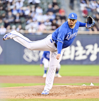 [포토]삼성 선발 후라도의 역투