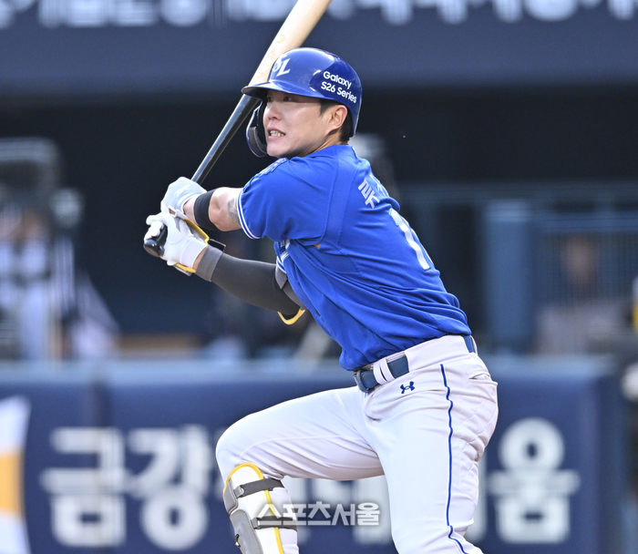 [포토] 류지혁 ‘타구가 야수 정면으로 가고 말았어’