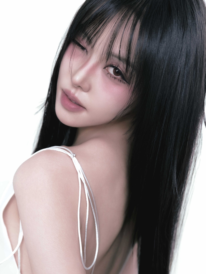 청순 여자친구? 잊어라... 유주 "첫사랑은 저주다" [SS뮤직]