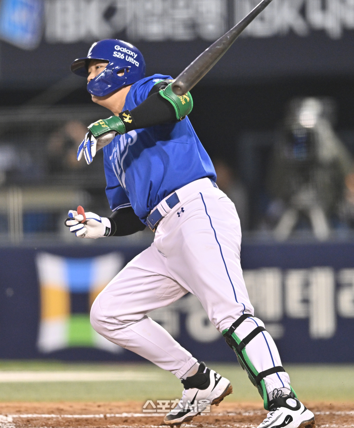 [포토] 전병우, 4회 아쉬운 내야땅볼