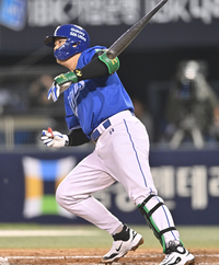 [포토] 전병우, 4회 아쉬운 내야땅볼