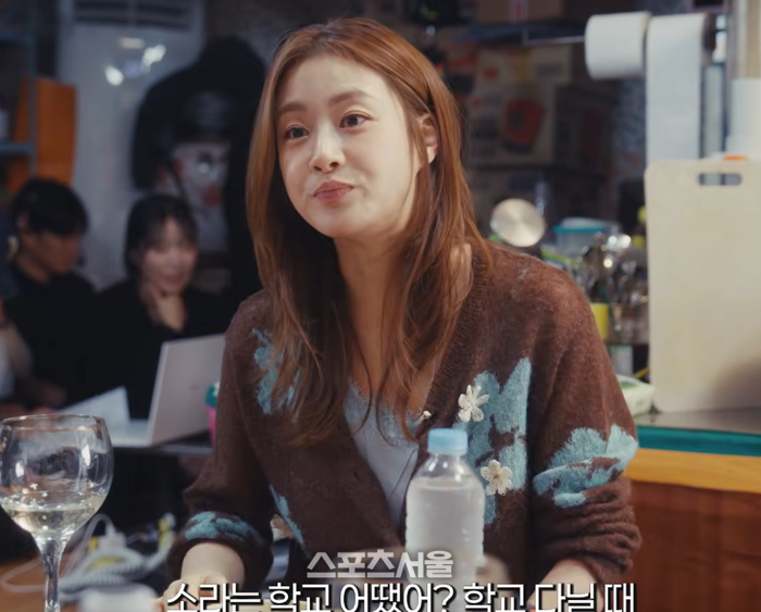 “70kg 시절, 나 완전 찐...” 소라의 충격 고백! “살 빼고 손도 좀 봤다” 쿨한 성형 인정에 ‘알참’ 스튜디오 발칵