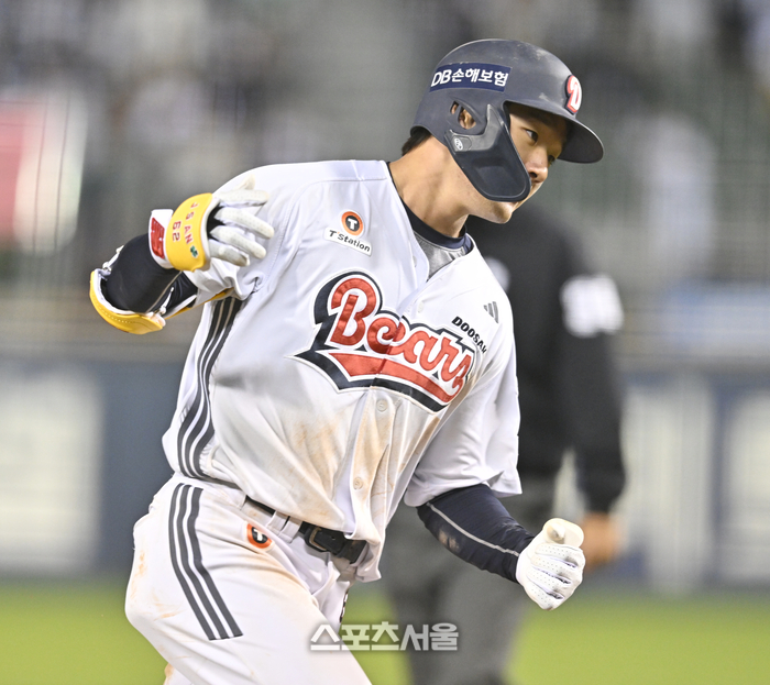 [포토] 안재석 ‘홈런 쳤어’