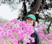 오연수, 진달래 꺾기 의혹에 즉각 해명 “선물 받아”