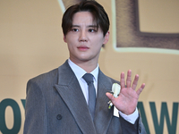 [포토] 김준수 ‘시크한 손인사’