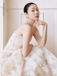 김연아, 고혹적 오프숄더 드레스 자태... 범접 불가한 퀸의 우아함