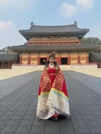 “어? 여긴...” 아이유, 8년 전 ‘달의 연인’ 촬영지서 혼례!
