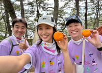 류승룡·진선규·권유리, 제주 올레길서 어린이들과 ‘반짝반짝’ 동행