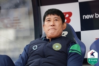 서울 이랜드 상대로 잘 싸우고도 패배, 고정운 감독 “치고 나가는 ‘힘’ 취약, ‘퇴장’ 루안은 자제해야”[현장인터뷰]