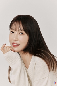 [전문] 부친상 치른 강예원, 조문객에 전한 감사 “보답할 기회 주시길”