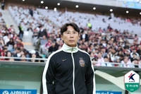 야잔 ‘퇴장’에도 무승부로 승점 1 챙긴 김기동 감독 “버티는 힘은 칭찬해주고 싶다”[현장인터뷰]