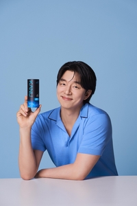 얼죽아 트렌드 반영…동서식품, 스틱형 아이스 아메리카노 출시
