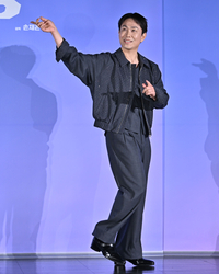 [포토] 오정세 ‘퇴장도 우아하게’