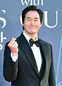 [포토]하트 만들어 보이는 유지태