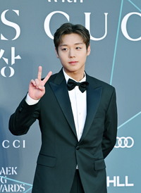 [포토]V자 만들어 보이는 박지훈