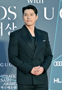 [포토]조각 미모 뽐내는 현빈