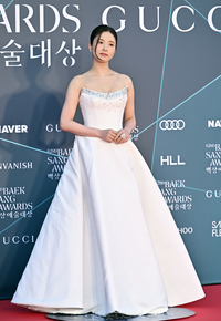 [포토]화이트 드레스로 멋낸 신세경, 공주처럼!