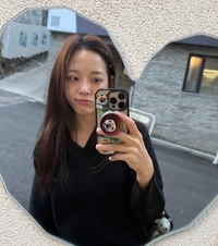 ‘I.O.I’ 김세정, 김도연 사진전 방문…“늘 멋진 내 동생” [★SNS]