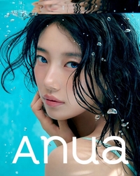 ‘인어의 환생?’... 수지, 수중 화보 속 맑고 투명한 자태 공개