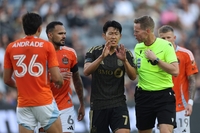 또 4실점 LAFC 심각한 자동문 수비…손흥민은 또 ‘침묵’ MLS 마수걸이 골 언제 터질까