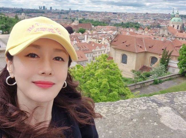 체코여행사 대표된 김지수, 쌍무지개 떴다…“몸 고단해도 마음은 쾌청”