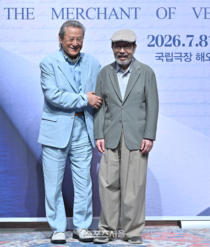 [포토] 포즈 취하는 박근형과 신구