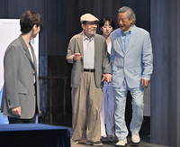 [포토] 박근형, 신구 손 꼬옥~ 잡고