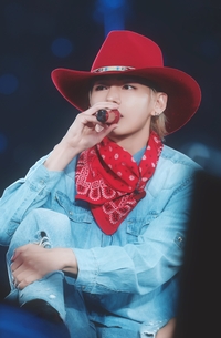 멕시코 홀린 BTS ‘뷔 이펙트’…대통령도 넋 잃었다