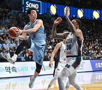 [포토] 이재도 ‘이거 받아줘’