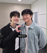 “애증의 관계”…성시경♥규현, 선후배 발라더 오늘 밤 만난다