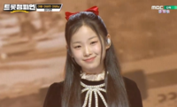 붉은 리본 단 ‘국민 손녀’ 이수연…‘아빠 아버지 아버님’으로 트롯챔피언 울렸다