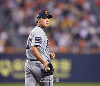 안우진 넘는 괴물 영건!“ 한화 정우주, 고척벌 뒤흔든 155km 광속구...