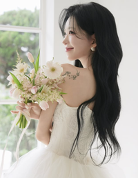 “결국 눈물쇼 행진” 최준희, 감동과 유쾌함 가득한 결혼식 소감 화제... “과분한 사랑 깊이 간직할 것”