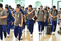 [포토]출국하는 홍명보 감독과 대표팀