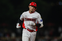 김호령 ‘하루 3홈런’ 대폭발! KIA, 화끈한 ‘홈런쇼’로 LG 14-0 완파 [SS광주in]