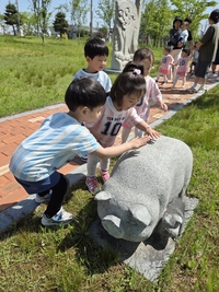 “예약 조기 마감 행렬”… 익산 석제품전시홍보관 관광명소 급부상
