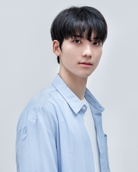 ‘JYP 1호 트로트 연습생’ 최종원, ‘무명전설 디너쇼’ 출격