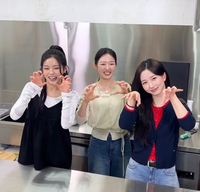 ‘아기맹수’ 김시현, 엔믹스 신곡 챌린지 참여…오해원·장규진과 함께 “앙!” [★SNS]