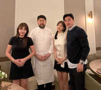안정환♥이혜원 부부, 뉴욕서 딸 안리원과 오붓한 시간…‘흑백요리사’ 이하성 셰프와 인증샷